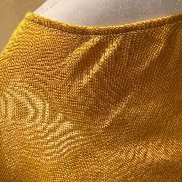 Savannah Morrow Womens Medium Lima Top Gold Halter Tie Draped Neck NWT - Picture 3 of 10